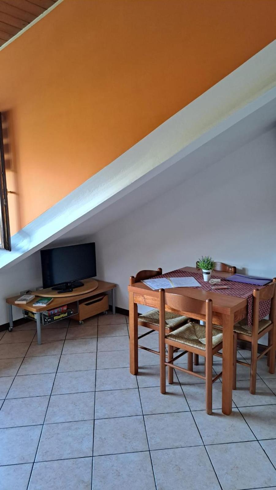 Apartamento Casa Paola - Stazione 400 Mt - Free Wifi Arcore Exterior foto